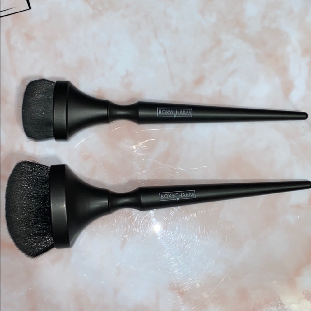 Boxycharm brushes